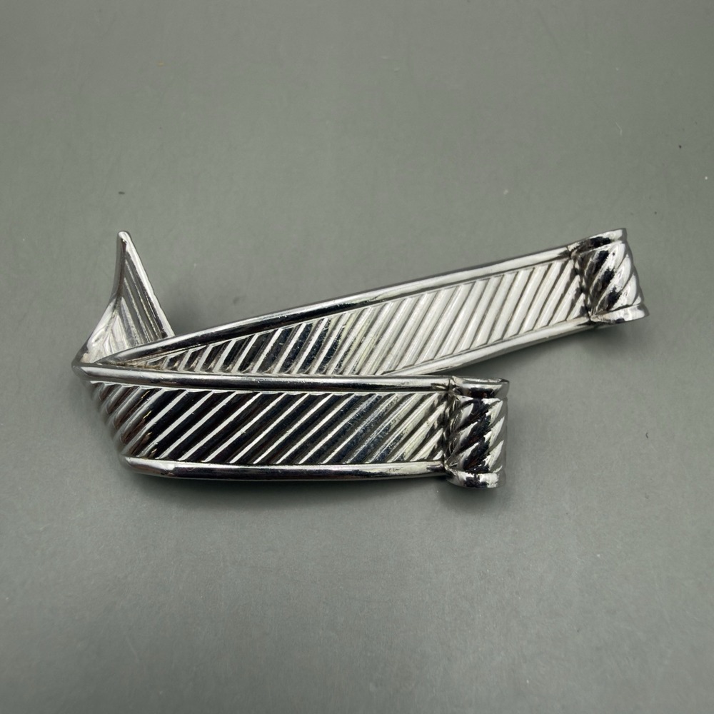 Vintage Marvella Silver Tone Ribbon Brooch Pin Textured Modernist Signed 2.25"